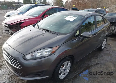 2016 Ford Fiesta Se z USA, uszkodzony, nr VIN 3FADP4BJ0GM174738